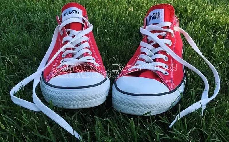 米兰体育下载地址百度网盘企业版引领时尚风潮：十三鞋子行 2024 年爆
款女装新款抢先曝光