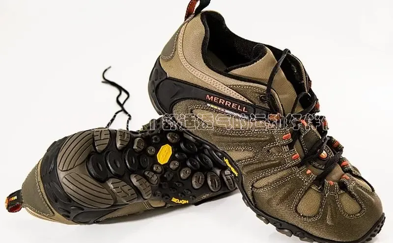 米兰app官方入口下载度小满理财**白冰运动鞋 | 舒适透气的运动好伴侣**